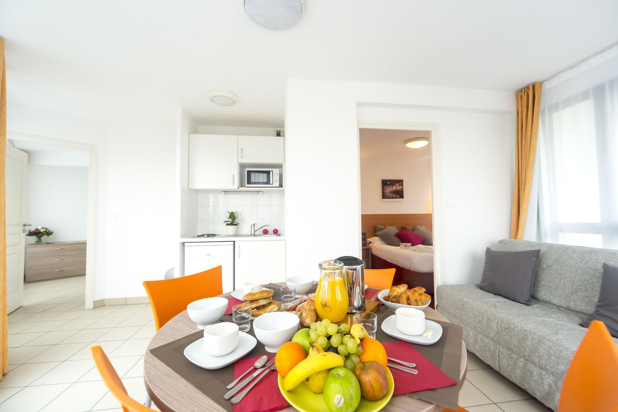 เรซิเดนซ์ ซีไรซ์ สตาร์บูร์ก Aparthotel สตราสบูร์ก ภายนอก รูปภาพ